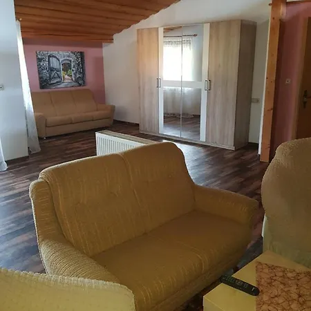 Landpension Zur Schwärzenburg Familie Zwicknagl 3* Roding
