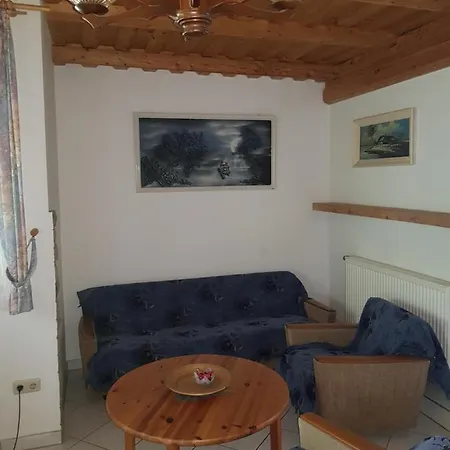 Landpension Zur Schwärzenburg Familie Zwicknagl Gasthof Roding
